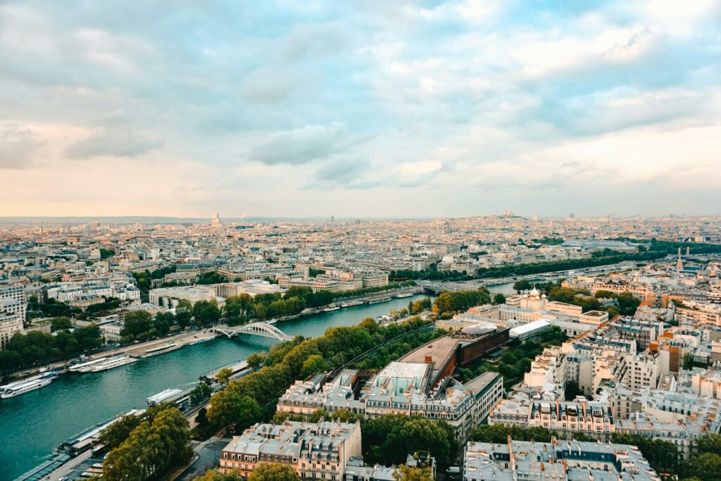 Panoramic View Of City Of Paris France - Travheir Panoramic View Of City Of Paris France